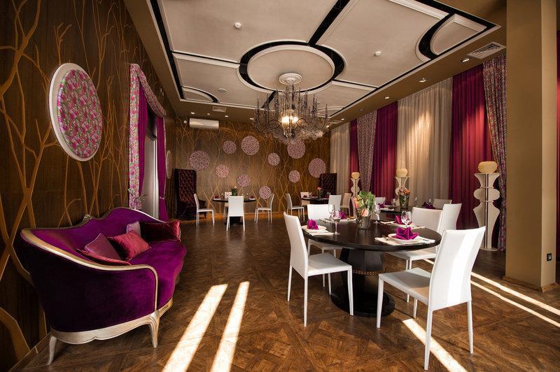 Mona Boutique Hotel Sheremetyevo Lobnya Restoran gambar